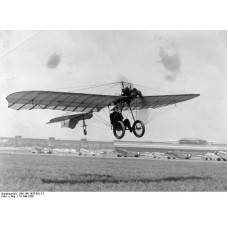 Hans Grade vliegtuig - 1909 - groot